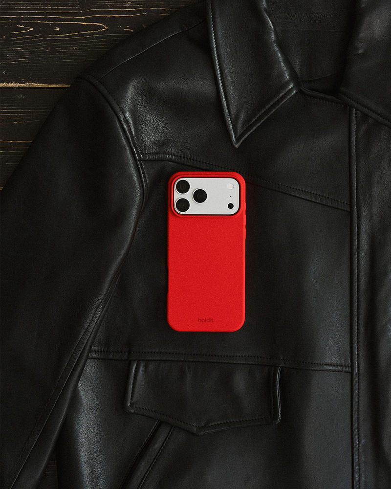 Phone Case Silicone Scarlet Red iPhone 17
