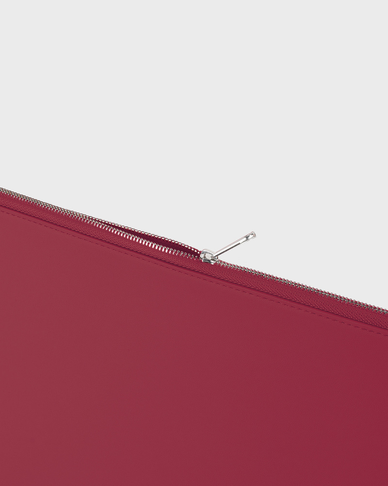 Red Velvet Laptop Case 16"