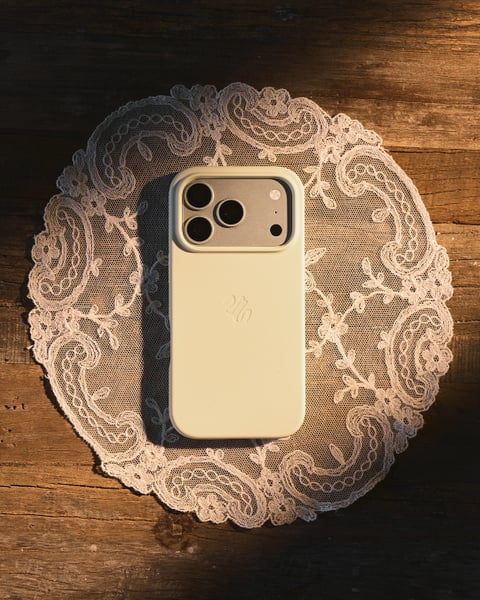 Phone Case Silicone MagSafe Compatible Butter Yellow iPhone 16